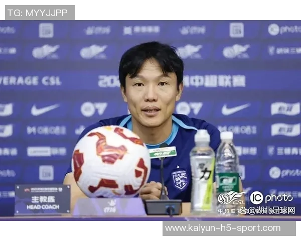 邓卓翔参加A级教练员培训班明年是否执教三镇仍待确认